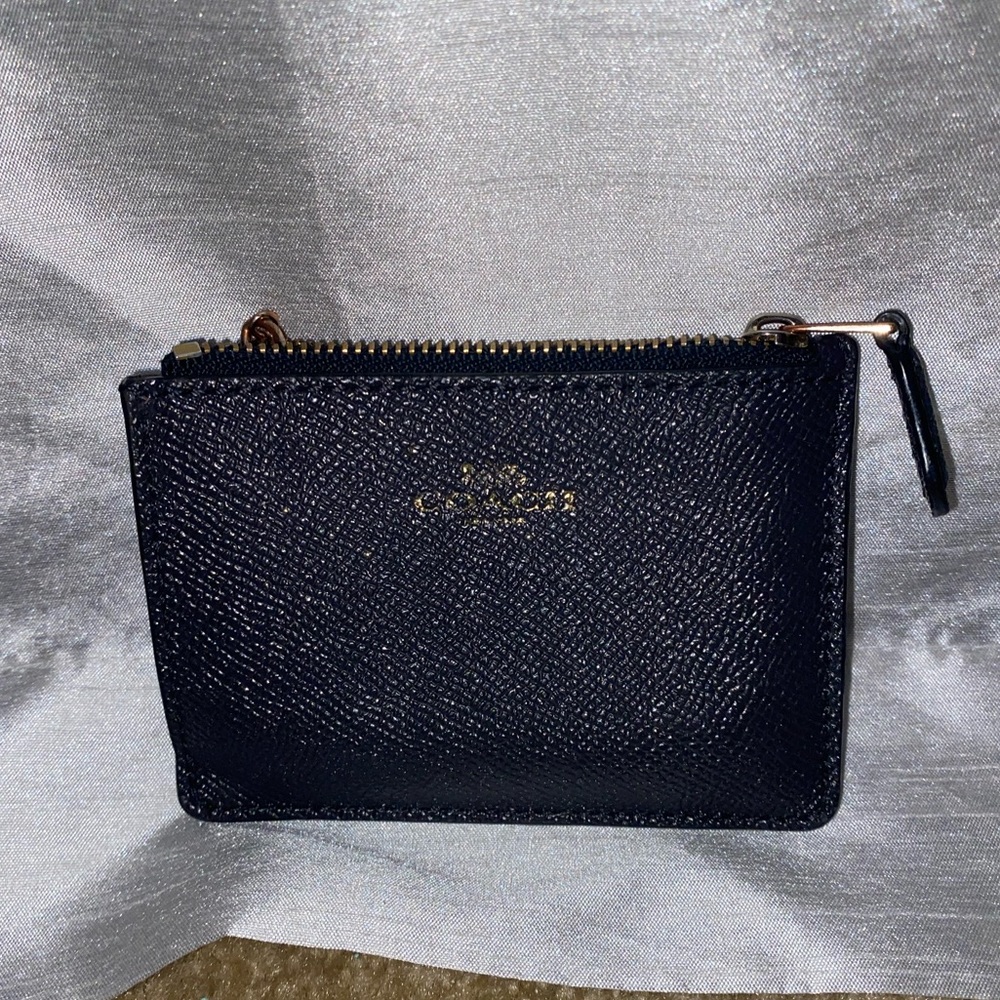 Coach ID wallet